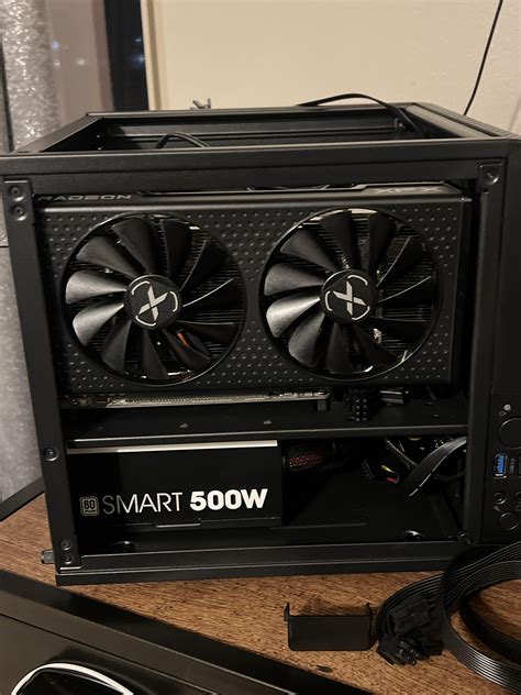 Mini-ITX Build 的图像结果