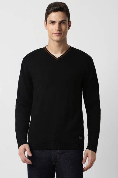 Buy Men Black Solid V Neck Sweater Online - 945858 | Peter England