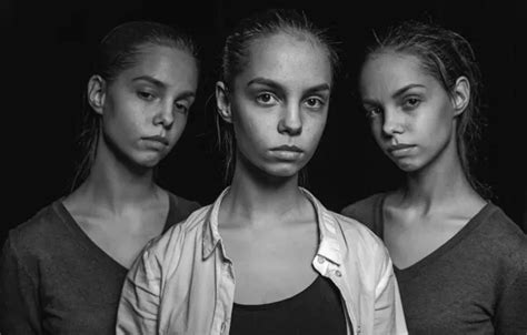 Download wallpaper portrait, monochrome, three girls, Tatiana ...