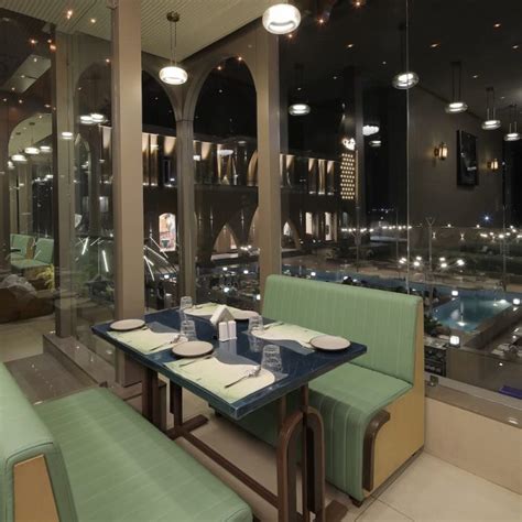 Restaurant – The Grand Tulsi