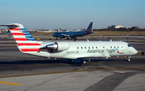 American brings back the CRJ-200 on 10 regional routes » TrueViralNews