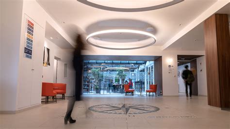 The American University of Paris | International Undergraduate and ...