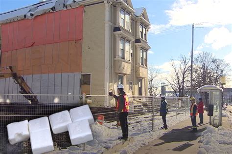 Historic, 220-Ton, Canadian Building Moved Using 700 Bars of Soap ...