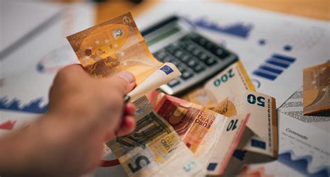 Finland Currency Guide: Travel, Banking, and More