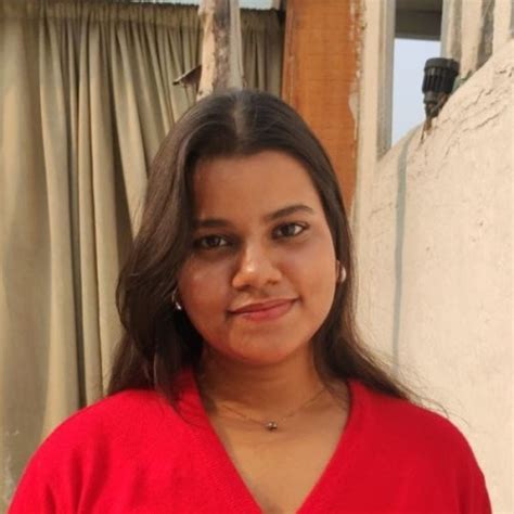 Priya - Biology teacher in New Delhi - ₹400/h