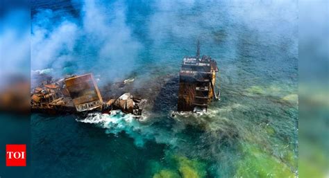 Sri Lankan officials brace for oil spill from sinking ship - Times of India