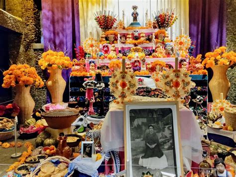 Day of the Dead in Mexico City: 12 Best Things to Do 💀