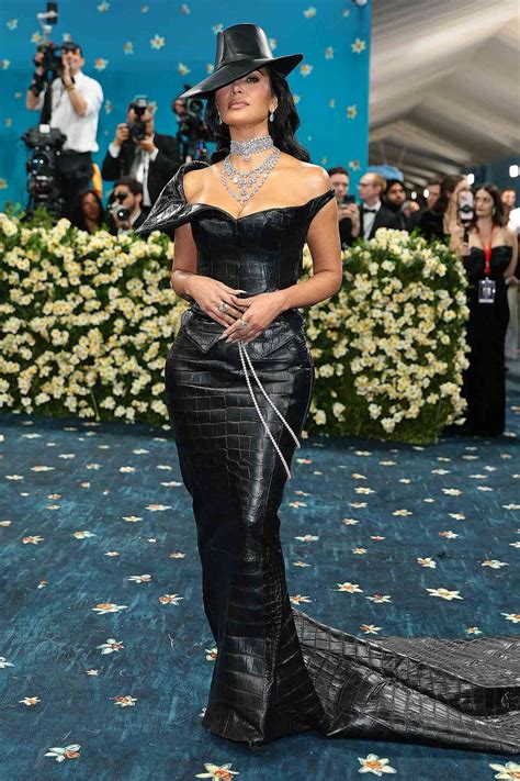 North West Says People 'Hate' on Mom Kim Kardashian's Met Gala Outfits ...