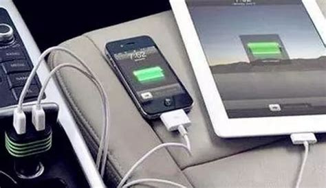 在车上给手机充电，90%的人使用习惯都是错的！_上海新闻网