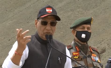 Defence Ministry to put import embargo on 101 defence items: Artillery ...