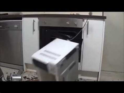 HowToBasic YTP 的图像结果