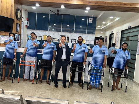 Joint Surgeon || Expert Orthopedic & Joint Replacement Specialist