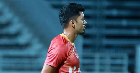 ISL: Indian football team defender Rahul Bheke joins Mumbai City FC on ...