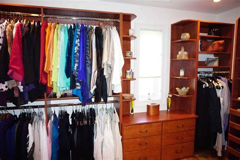 Walk-In Closet Organizing 的图像结果