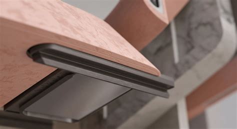 What Is the "First In, First Out" (FIFO) Principle and How Is It ...