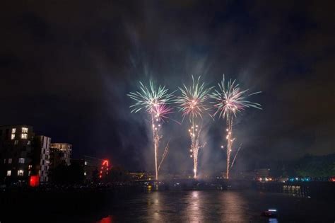 EN IMAGES. Le feu d’artifice de Nantes dans l’œil de notre photographe ...