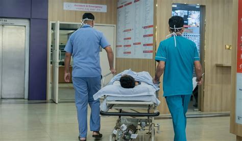 Department Of Critical Care Medicine | RMC