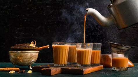 From Chai GPT to Chaiminar, tea shops in Hyderabad attract crowds with ...