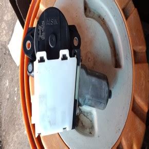 Mahindra Xuv300 spare parts | Buy used spare parts | Partfinder India