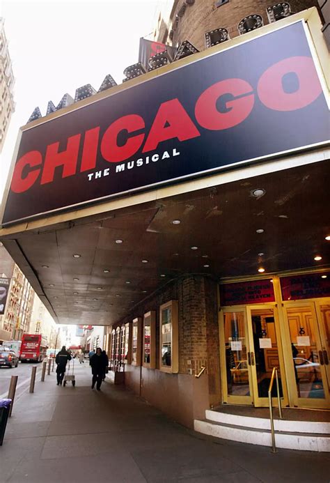 Con 'Chicago' Broadway reabre el próximo verano