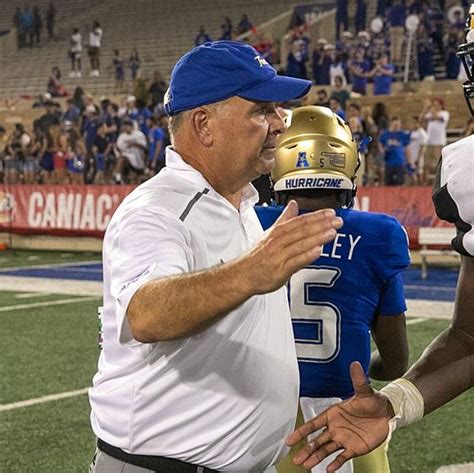 NFL Bulging 的图像结果