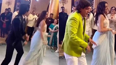 Ananya Panday grooves to Saat Samundar Paar with dad Chunky at Alanna's ...