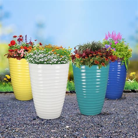 Style Selections Round 15.59-in W Large Green Resin Contemporary/Modern ...