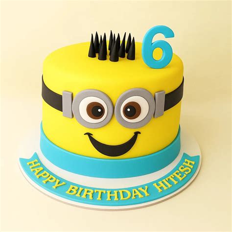 Minion Smile Cake - Aubree Haute Chocolaterie