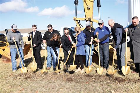 Rea Funeral Chapel breaks ground on new facilities | Sedalia Democrat