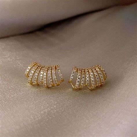 Buy Bling Blogger Stud Earrings online in India – Estailo-Fashioning You!