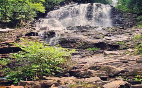 10 Exotic Waterfalls In Boston Every Nature Lover Must Visit!