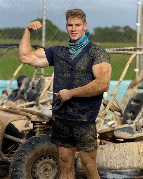 Patrick Leblanc | Fall is here 🍁 @jed_north | Instagram