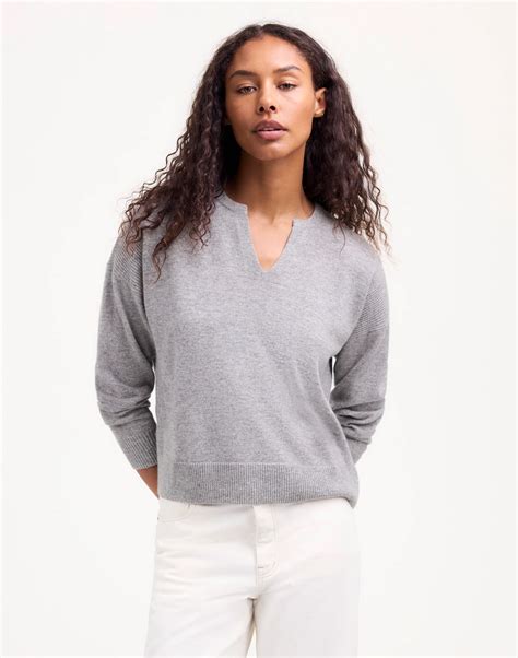 Cashmere V-Neck Sweater | Madewell
