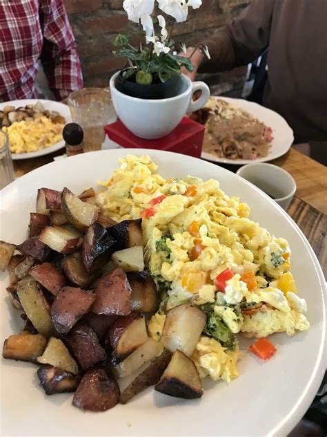 Bird's Nest Cafe in Nashville, Indiana