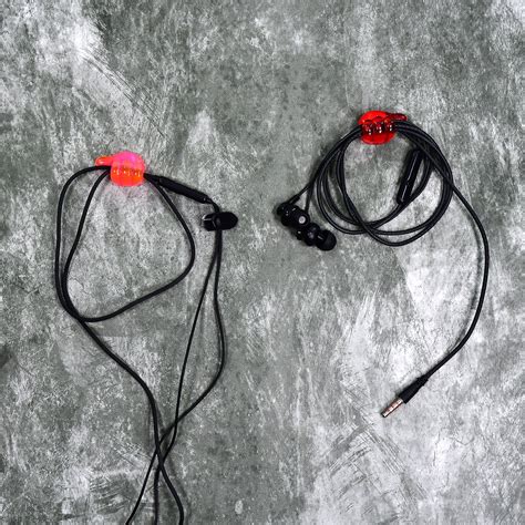 10pc Multi functional Hand Shape Wall Clip Hanger Keys Cable Holder (M ...