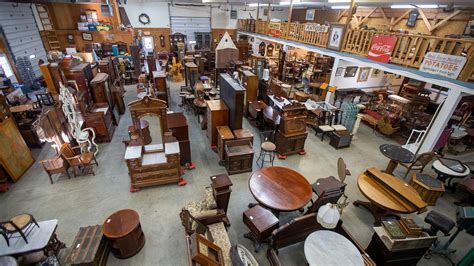 Red Barn Antiques in New Egypt