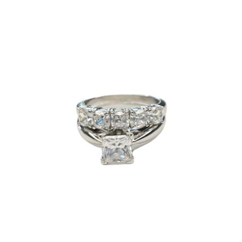 Buy Princess Cut Solitaire Ring Online - Desert Diamonds Ireland