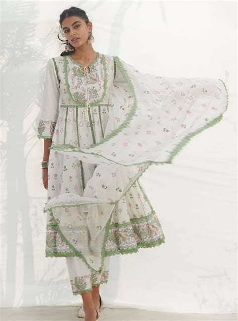 Mulmul Cotton Amaryllis Anarkali Green Kurta With Mulmul Cotton Amaryl