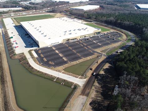 How T.Lake Maintains Distribution Center Landscapes