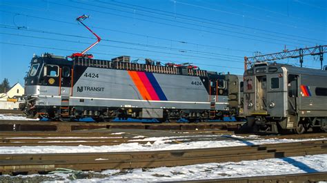 NJ Transit ALP-44 No. 4424 — United Railroad Historical Society of NJ