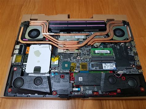 【小宅開箱】【閒聊】MSI GE75 8RE 引領潮流 全新視野 17吋窄邊框筆電 VS ROG Strix SCAR II ASUS ...