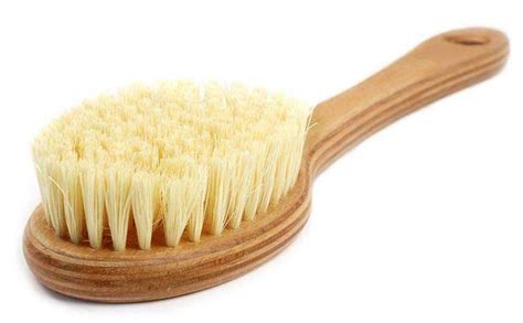 10 Effective Home Remedies For Unclogging Pores | Femina.in
