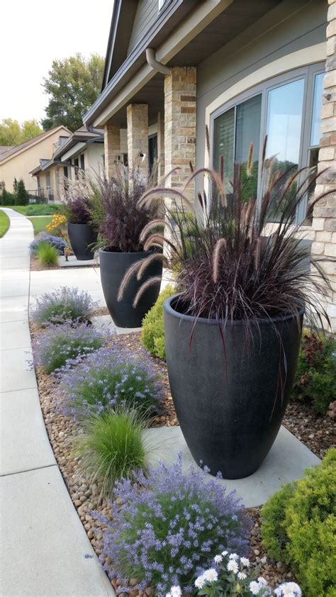 Easy Landscaping Ideas for Your Front Yard - Gardening Latest in 2025 ...