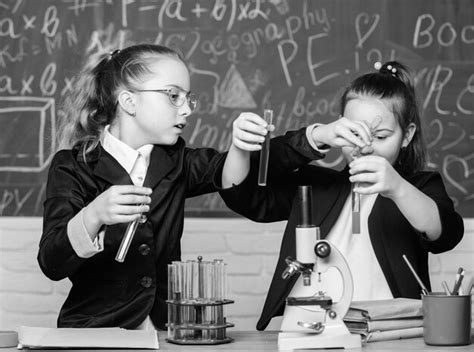 Microscope Science Experiments 的图像结果