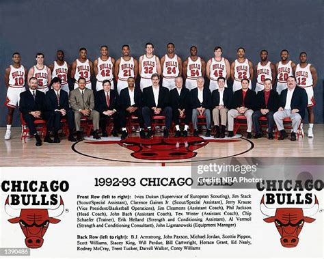Chicago Bulls Bj Armstrong Photos and Premium High Res Pictures - Getty ...