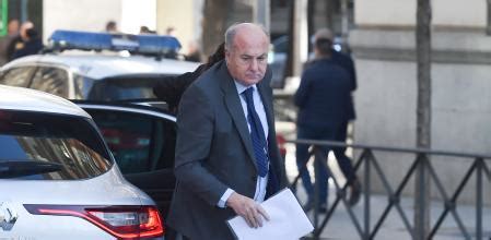 El juez del caso Tsunami pospone sine die la declaración de Rovira