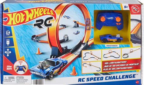 Amazon.com: Hot Wheels Toy Car RC Set with 1:64 Scale Remote-Control ...