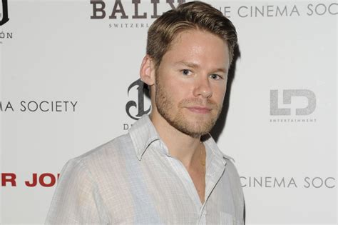 14 Unbelievable Facts About John Abraham - Facts.net