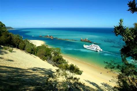 10 Stunning Islands Near Queensland For Sheer Adventure