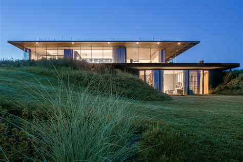 Galería de 35:35 Slope House / 77 Studio architecture - 27